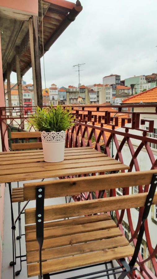 D&S - Crocodile House S. Bento Apartments Porto Luaran gambar