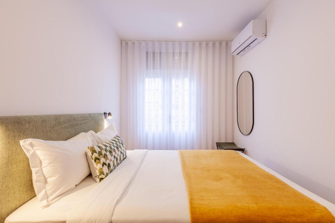 D&S - Crocodile House S. Bento Apartments Porto Luaran gambar