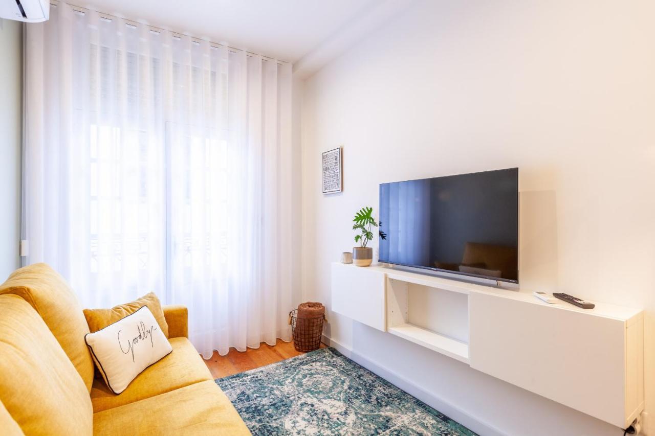 D&S - Crocodile House S. Bento Apartments Porto Luaran gambar