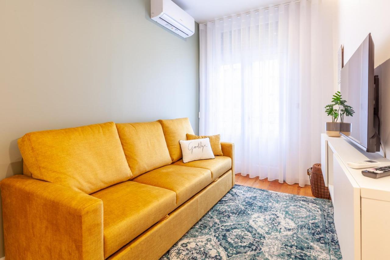 D&S - Crocodile House S. Bento Apartments Porto Luaran gambar